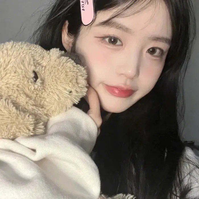 笼里的女人